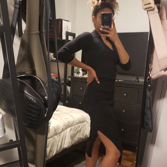 Midi length sweater dress - Picture 2 of 3